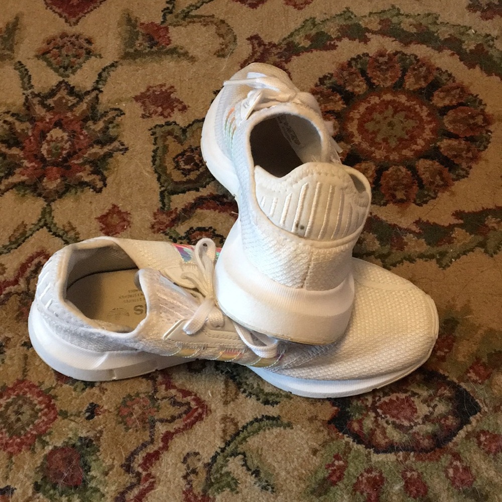 Adidas - Picture 5 of 8